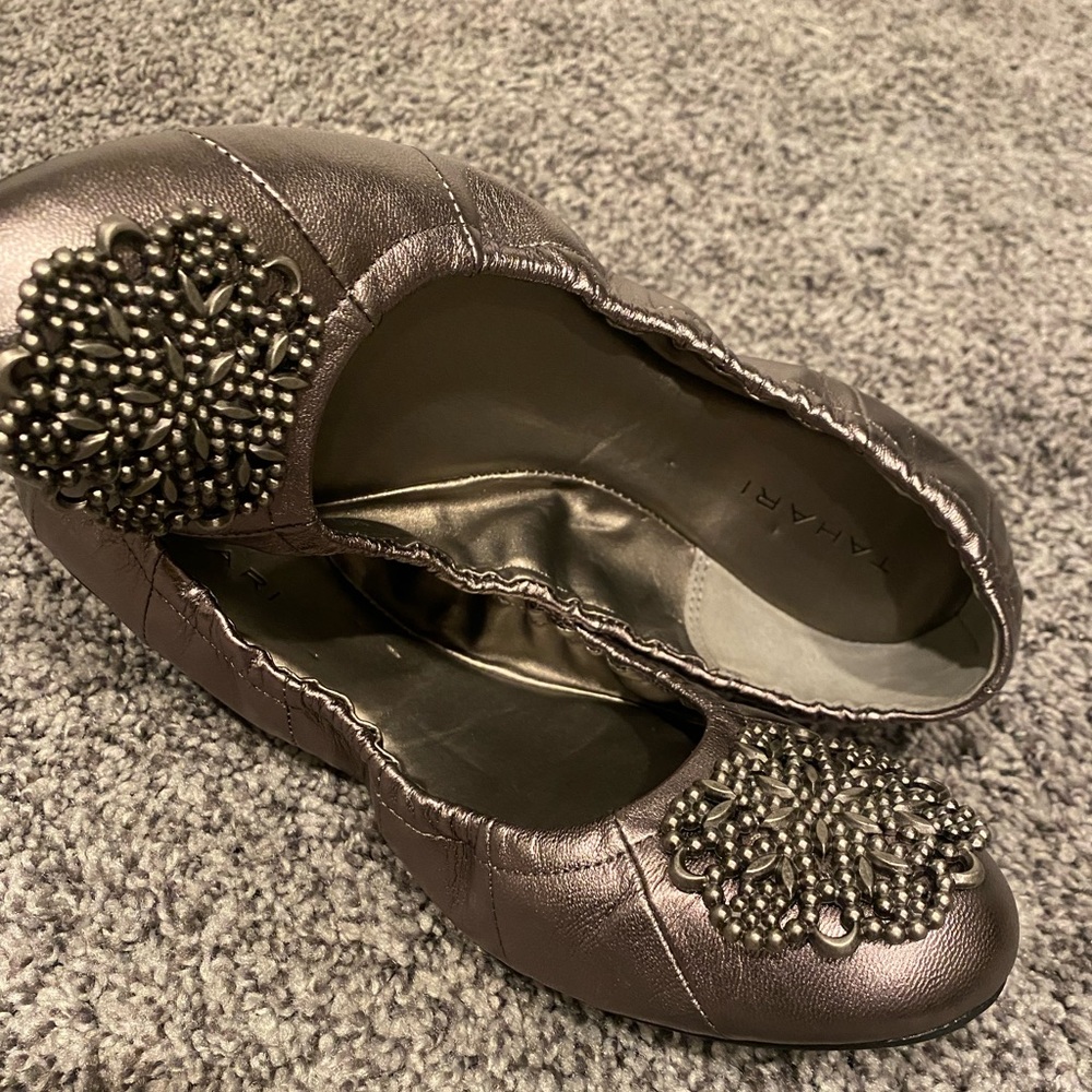 Tahari women’s shoes/ballet flats 7.5